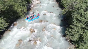 Photo n°3 de Jour De Raft rafting serre chevalier à Le Monêtier-les-Bains (Agence de voyages)