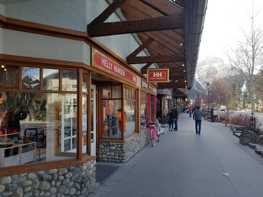 Banff Wine Store - Visual