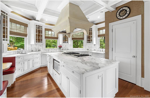 Realtor| Claudia N Barnes, Barnes Sisters in Sales Team | EXP Realty - Thumbnail