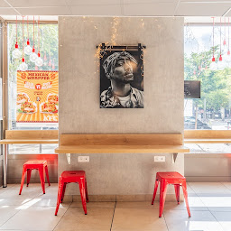 Photo n°14 de KFC Paris Bastille à Paris (Restaurant de hamburgers)