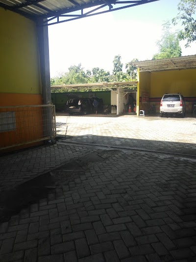Photos of Cafe Nine and Carwash