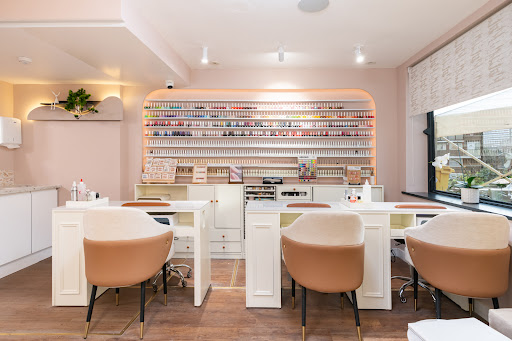 Silky Nails & Beauty