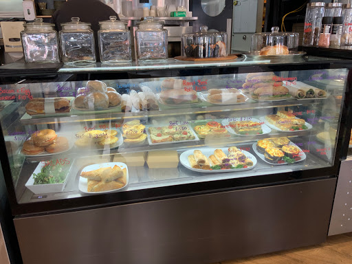Hope Island Deli - Thumbnail