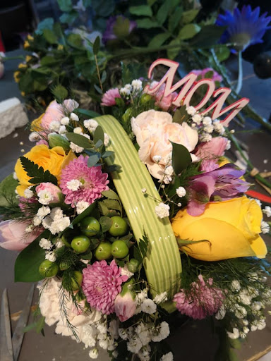 Florist In Thyme - Thumbnail