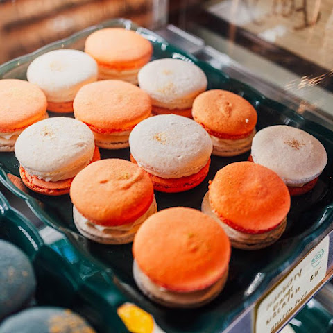 Wentworth & Fenn by null