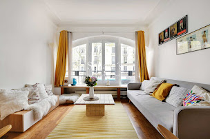 Photo n°6 de Agence Immobilière Paris 17 - Square's International Saint-Ferdinand à Paris (Agent immobilier)