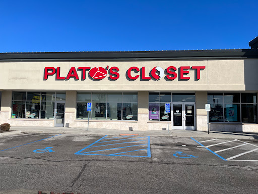 Plato’s Closet Belton MO - Thumbnail