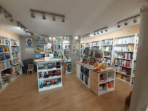 Photo n°2 de Librairie autres rivages à Buchy (Librairie)