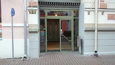 Photos of Hotel London