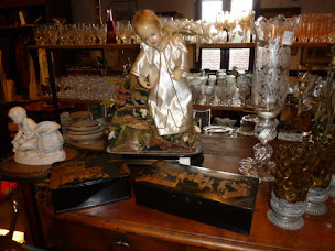 Photo n°22 de Brocante Le Petit Chineur à Le Donjon (Magasin d'antiquités)