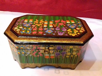 Photos of Rizvi Brothers Hand Made Paper Mache