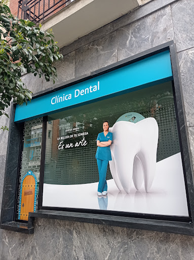 Clinica Dental Caser Valladolid - Thumbnail