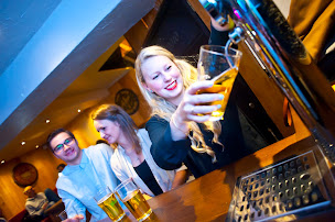 Photo n°9 de The Cavern Bar à Morzine (Bar avec musique live)