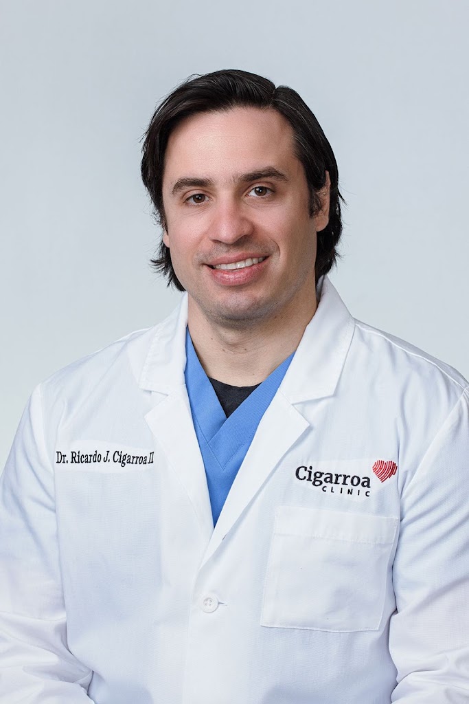 Dr Ricardo J Cigarroa Ii