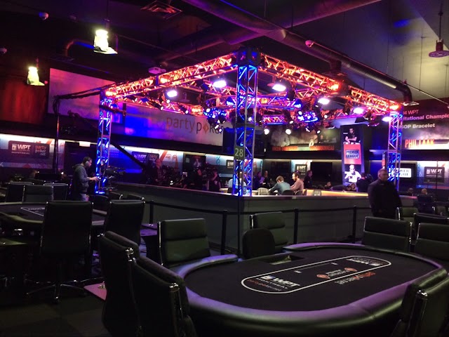 Playground Club de Poker