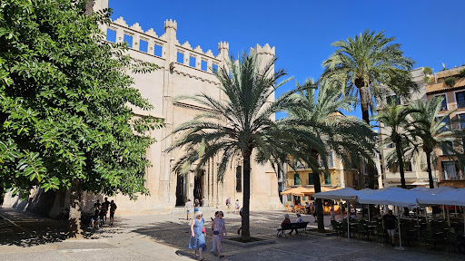 Plaça de la Llotja - Thumbnail