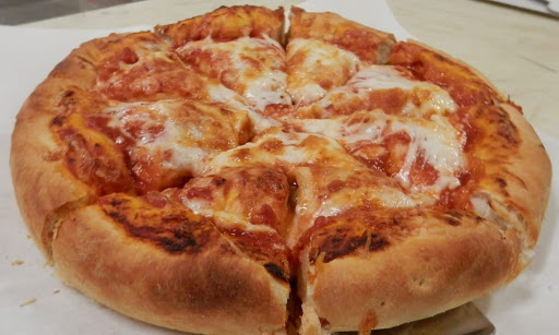 Hugo's Pizza - Thumbnail