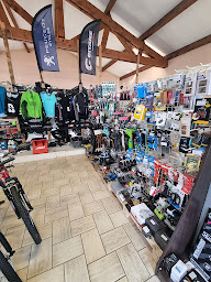 Photo n°7 de Etablissements GRATALOUP - Cycles et Motoculture depuis 1959 à Saint-Martin-en-Haut (Magasin de matériel de motoculture)