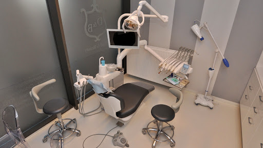 Warsaw Dentist - Dental & Beauty