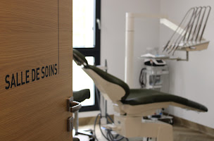 Photo n°5 de Dr Jordan GENIN à Bourgoin-Jallieu (Dentiste)