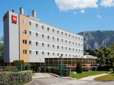 Hôtel ibis Archamps Porte de Genève International Business Park, Route De Chosal, 23 Rue Ada Byron, 74160 Archamps, France