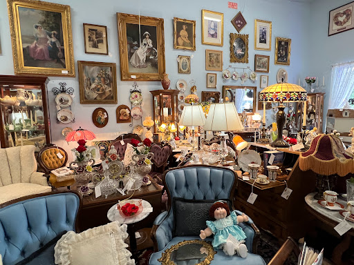 Fran’s Interior Treasures - Thumbnail