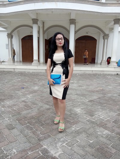 Photos of Seng-Seng Bar Pasaribu