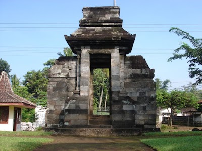 Photos of Candi Plumbangan