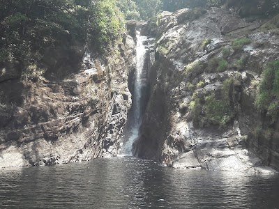 Photos of Waranagala waterfall