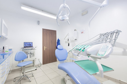 Ambulatorio Dental B Logo
