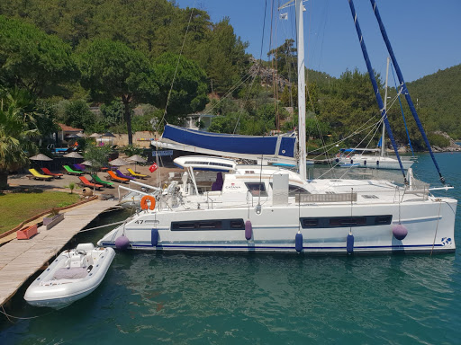 Offshore Sailing Yachtcharters