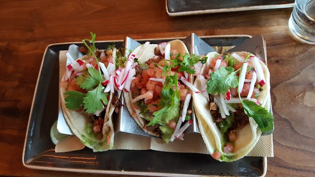 Geronimo Tequila Bar and Southwest Grill