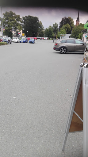 Parkplatz Wreesmann Sonderpostenmarkt Gallery - Germany