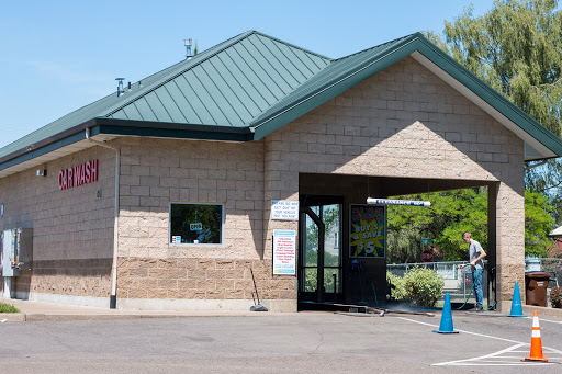 Molalla Car Wash - Thumbnail