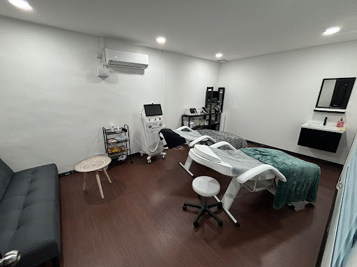 Miracle Aesthetic & Medispa KK