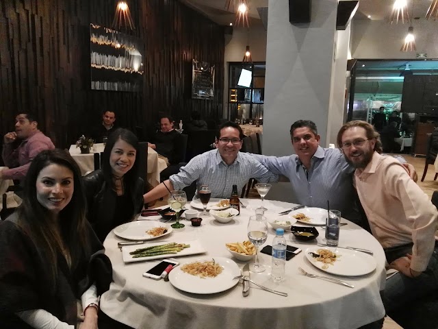 Porter Steakhouse & Seafood