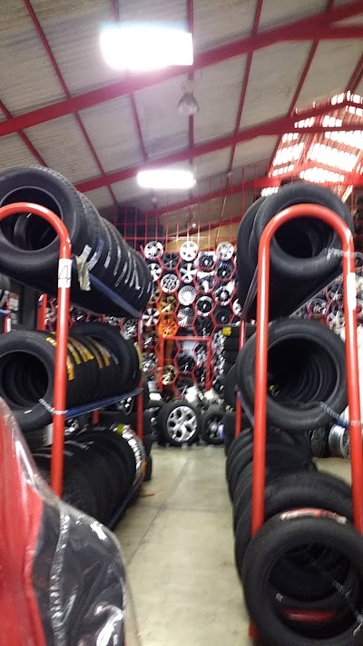 Photos of rings and rims worldwide