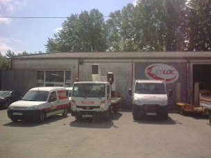 Photo n°1 de V2V FLEXILOC à Béhasque-Lapiste (Fournisseur d'engins de chantier)