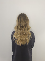 Photo n°18 de Blanc bleu coiffure à La Roche-sur-Yon (Magasin de produits de beauté)