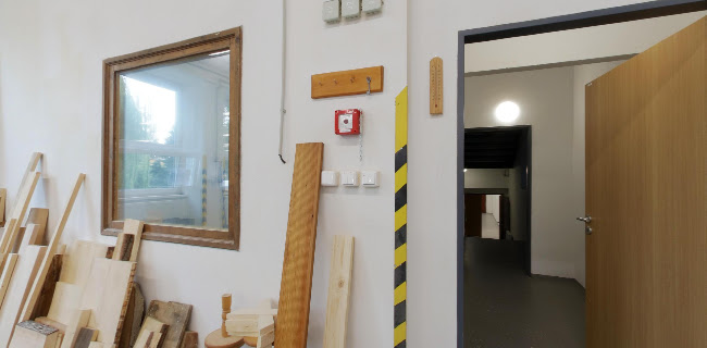 Stredná odborná škola stavebná - cvičné dielne Telefónne číslo