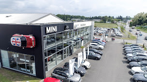 Photo n°5 de MINI Store Vichy à Bellerive-sur-Allier (Vendeur de voitures d'occasion)