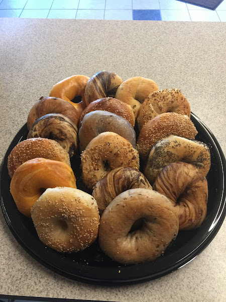Hot Bagels & More — photo