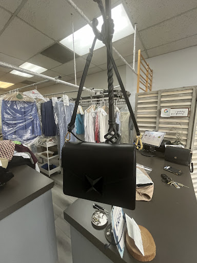 Couture on Grand Cleaners & Alteration - Thumbnail