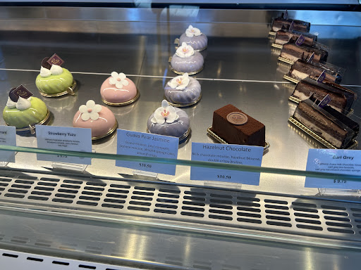 Ruelo Patisserie - Thumbnail