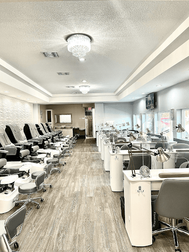 Nails Of America interior view