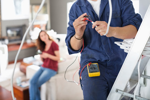 Denewood Electrical - Visual