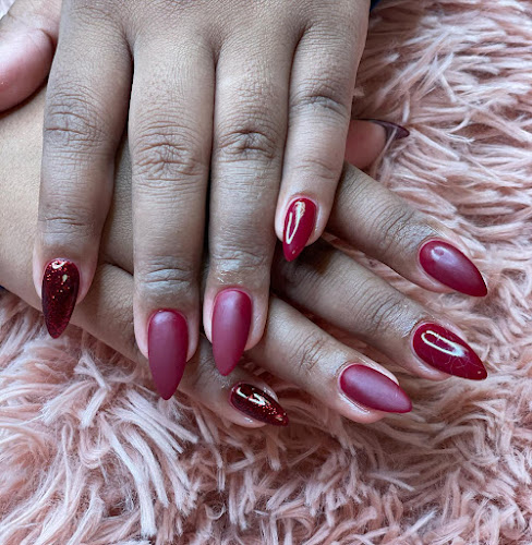 Lush Nail Lounge interior view