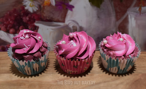 The Bird Hut Bakery Gallery - Australia