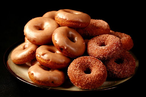 Pink's Mini Donuts - Visual