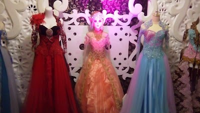 Photos of Ad & Aquarium